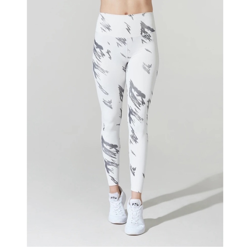 Worn once! BARRY'S FIT winter white & silver metallic high waisted 7/8 leggings - Picture 2 of 10